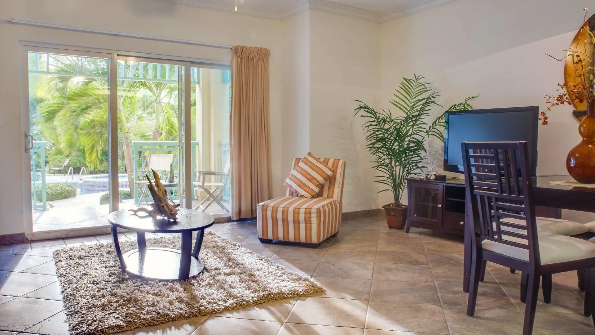 Caribbean Diamond Residence Providenciales Turks And Caicos Islands